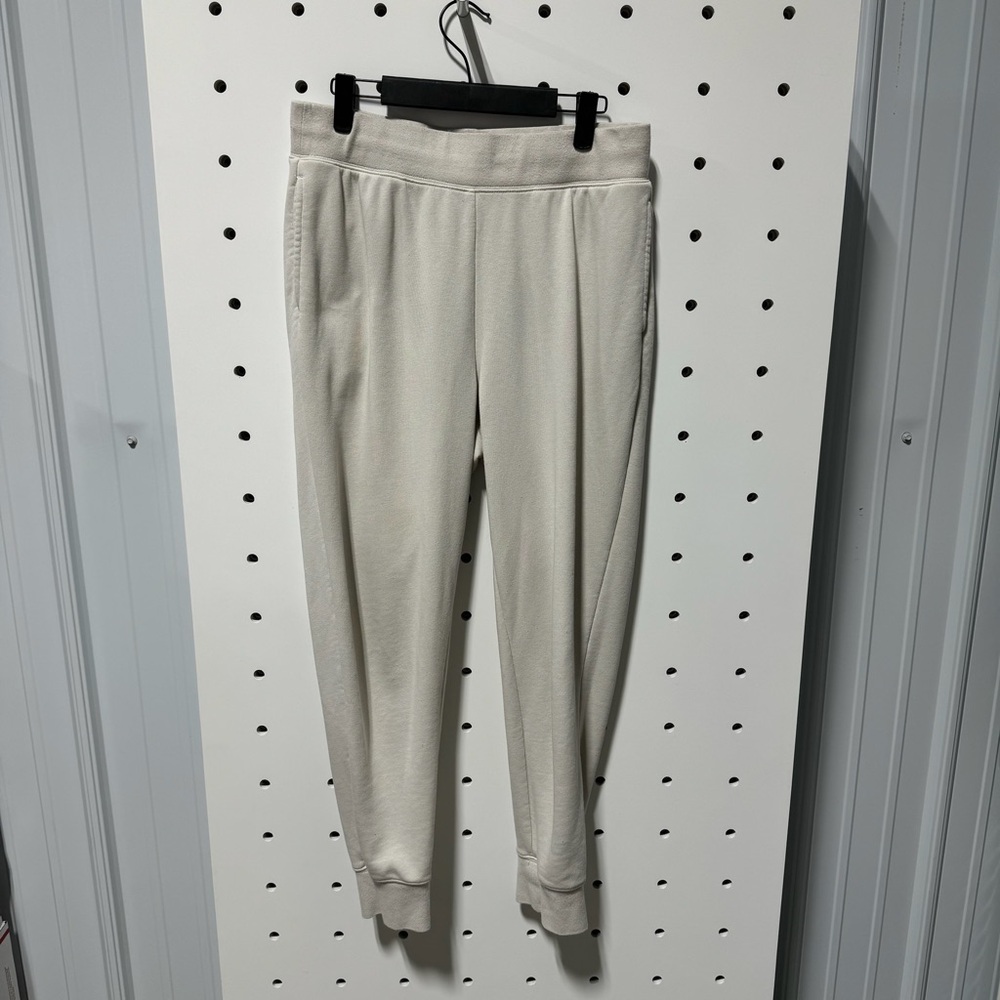Aritzia TNA Cream Jogger Pants Size L